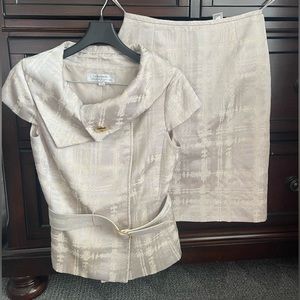 Tahari gold skirt suit size 4